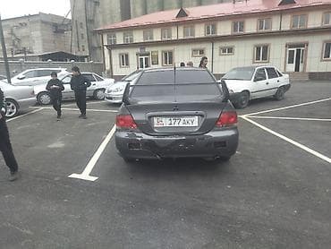 торпедо: Mitsubishi Lancer: 2005 г., 1.6 л, Механика, Бензин, Седан — 6