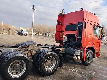 chery arizzo: Тягач, Howo, Тентованный — 4