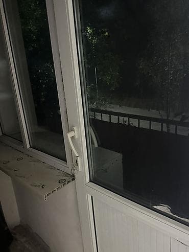 12 мкр сдаю: 4 комнаты, 72 м², 104 серия — 9