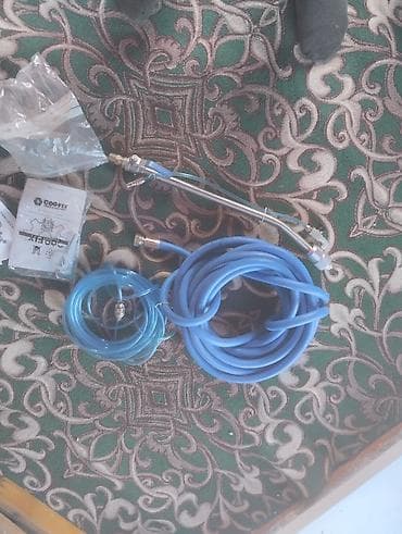 ош сантехник: Шыбак станциясы, Бар — 2