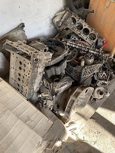 Автозапчасти: Разбор двигателя/трансмиссии — набор автозапчастей Бус спринтер В — 1