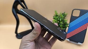 про 11: IPhone 11 Pro, Б/у, 256 ГБ, Черный, Защитное стекло, Чехол, 86 % — 4