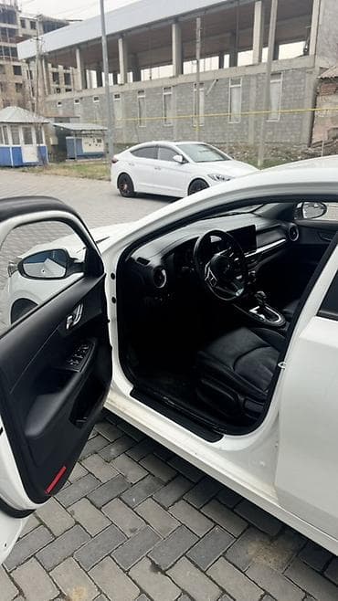 hyundai sonata 2021: Kia K3: 2021 г., 1.6 л, Автомат, Бензин, Седан — 5