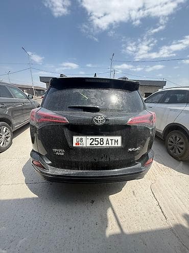 кузовные запчасти на тойоту corolla 2015: Toyota RAV4: 2018 г., 2 л, Автомат, Бензин — 4