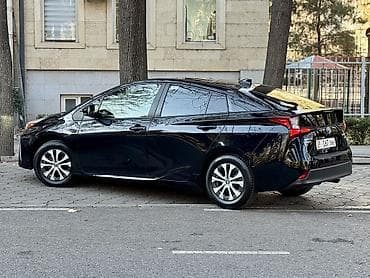 Toyota Prius: 2021 г., 1.8 л, Вариатор, Гибрид, Лифтбек — 5