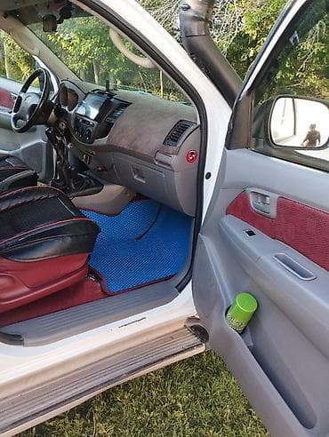 тойота хайлукс: Toyota Hilux: 2010 г., Механика, Дизель, Пикап — 4