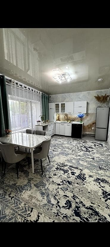 дом манас: 75 м², 3 комнаты, Восток-5 мкр — 5