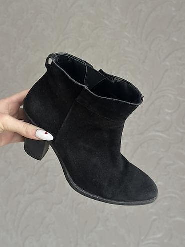 Ботинки и ботильоны: Женские ботильоны из чёрной замши. Mango - Материал: натуральная — 2