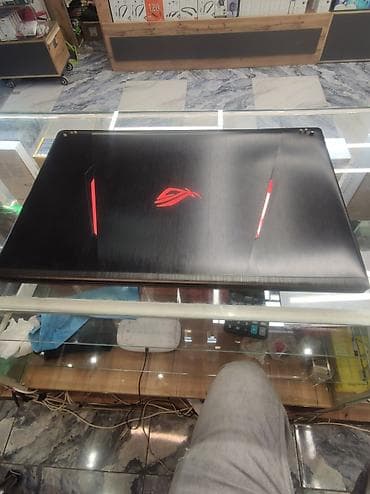 Игровой ноутбук ASUS ROG Strix - Серия: Republic of Gamers (ROG)