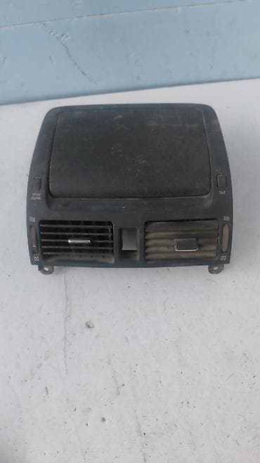 Дефлектор воздуховода Toyota 2006 г., Б/у, Оригинал, Япония — 2