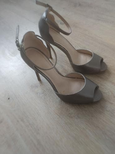 Туфли серебристые с открытым мыском, высота каблука 10см размер 37