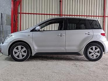 Toyota Ist: 2003 г., 1.5 л, Автомат, Бензин, Хэтчбэк — 2