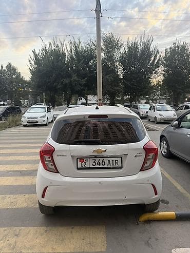 sonata nf: Chevrolet Spark: 2018 г., 1 л, Автомат, Бензин, Хэтчбэк — 4