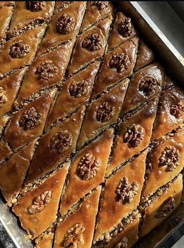 Домашняя пахлава с грецкими орехами - Классическая ромбовидная