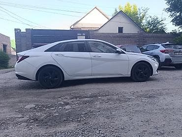 значок ауди: Hyundai Avante: 2021 г., 1.6 л, Автомат, Гибрид, Седан — 4