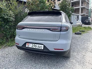 wuling mini ev: LEAPMOTOR C11 — электрический кроссовер Кузов и дизайн: - Современный — 4