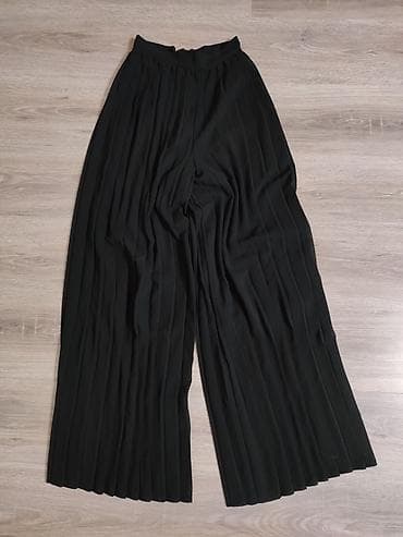 Брюки Широкие, Италия, Б/у, S at lalafo.kg Брюки Широкие, Италия, Б/у, S