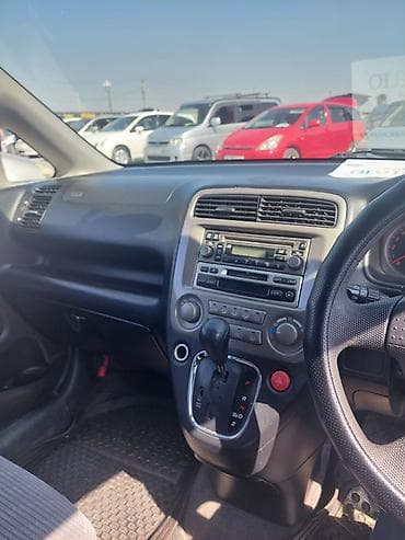 step wgn: Honda Stream: 2003 г., 1.7 л, Автомат, Бензин, Минивэн — 4