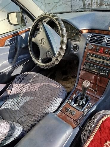 crv 2001: Mercedes-Benz E-Class: 2002 г., 2.6 л, Механика, Бензин, Седан — 7