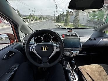 Honda Jazz: 2007 г., 1.4 л, Автомат, Бензин, Хэтчбэк at lalafo.kg Honda Jazz: 2007 г., 1.4 л, Автомат, Бензин, Хэтчбэк