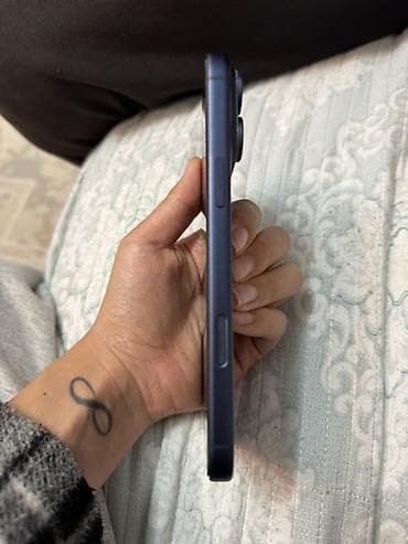 xs iphone: IPhone 17 Pro Max, Б/у, 1 ТБ, Синий, Защитное стекло, Чехол, Кабель, 100 % — 2