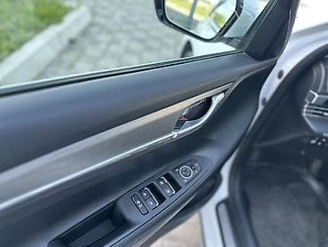 gac aion 60i: Hyundai Grandeur: 2020 г., 3 л, Робот, Газ, Седан — 6