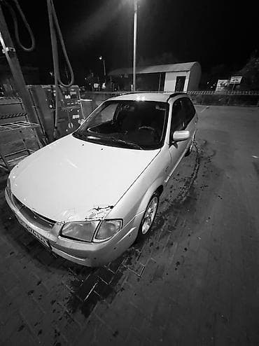 авариялык: Mazda 323: 1999 г., 1.6 л, Кол менен иштөөчү, Бензин, Хетчбек — 2