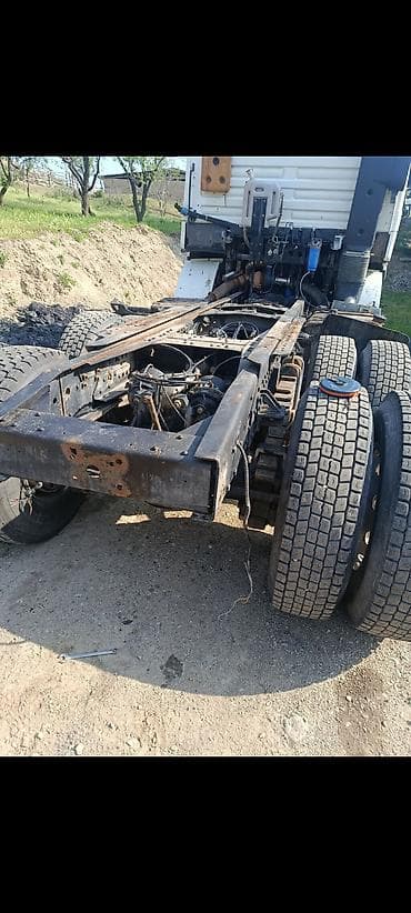 бетоно насос: Тягач, Shacman, 2017 г., Самосвал — 2