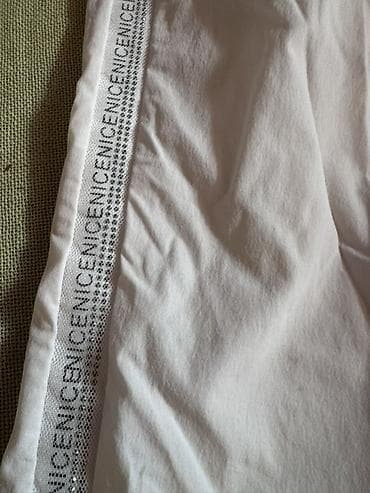 спорт шорты: Три пары женских брюк -100сом 1) Черные карго-брюки: - Прямой крой — 7