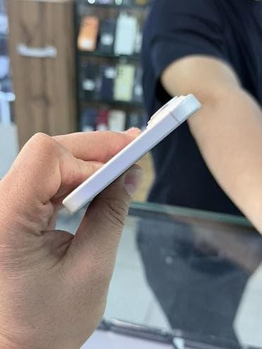 google pixel c: IPhone 15, Белый, Кабель — 4