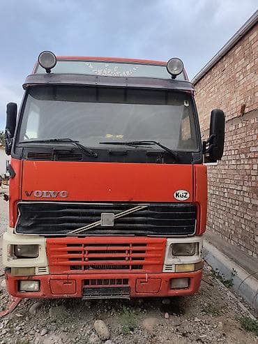 bud e9: Тягач, Volvo, Без прицепа — 3