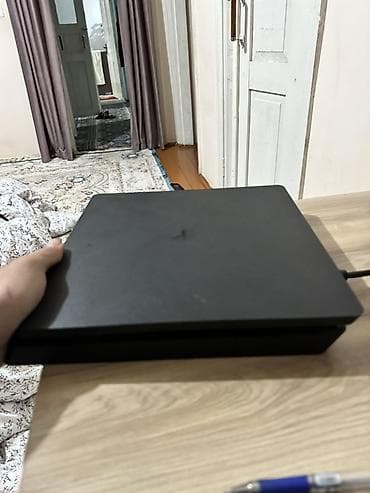 nintendo gamecube: Игровая консоль Sony PlayStation 4 Slim (черная) - Модель: PS4 Slim — 3