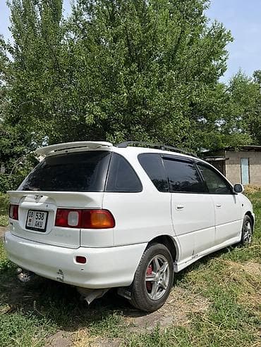 Транспорт: Toyota Picnic: 1998 г., 2.2 л, Кол менен иштөөчү, Дизель, Универсал — 4