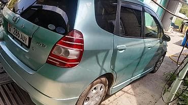 3 67: Honda Fit: 2003 г., 1.3 л, Автомат, Бензин, Хэтчбэк — 2