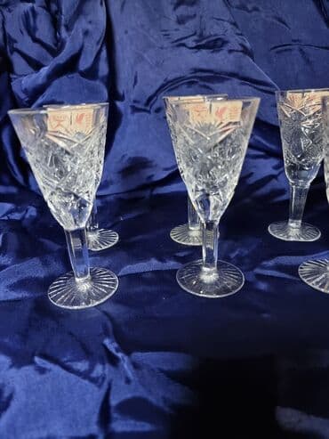 стопки перевёртыши: ХРУСТАЛЬНЫЕ РЮМКИ СССР. из прозрачного РЕЗНОГО. ХРУСТАЛЯ (СССР) — 9