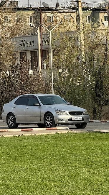 lexus 2006: Lexus IS: 2001 г., 2 л, Автомат, Газ, Седан — 3