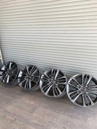 один диск от бмв: В продаже оригинальные диски Toyota Camry 55 SE Диаметр R17 PCD — 3