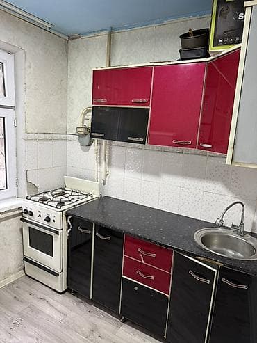 Бөлмөлөрдү ижарага берүү: Сдаётся двух комнатная кв на восьмом микройоне есть шкаф стир машина — 9