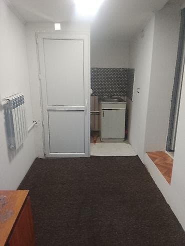 fred perry: Уютная небольшая комната с санузлом и мини-кухней - Просторная — 4