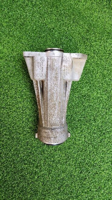 n52: Опорный кранштэйн привода е70 N52 7 552 542 Год 2008 В отличном — 2