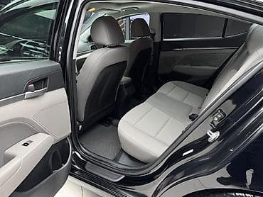 Hyundai Elantra: 2018 г., 2 л, Автомат, Бензин, Седан — 10