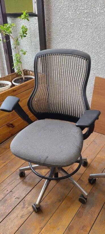 распродажа остатков: Продам 2 шт кресло — 2