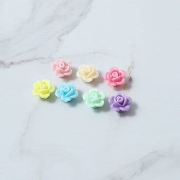 сколько стоит алиса: Бусины (акрил) форма розочки с прямым отверстием, диаметр 1 розочки — 4