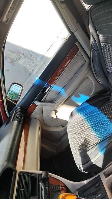 q 7: Audi 100: 1991 г., 2 л, Автомат, Седан — 3