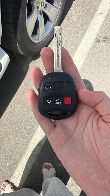 Автоключ с дистанционным управлением - Механический ключ с