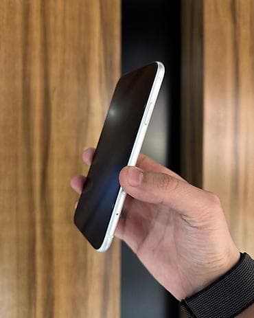 айвон хр: IPhone Xr, Б/у, 64 ГБ, Белый, Защитное стекло, Чехол, 72 % — 3