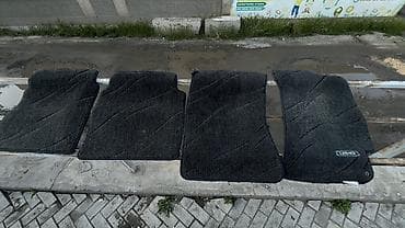 Коврики в салон автомобиля Subaru Legacy — комплект из 4 штук. -