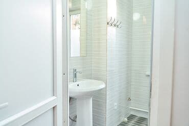 сдаю дом бишкек: 275 м², С мебелью — 19