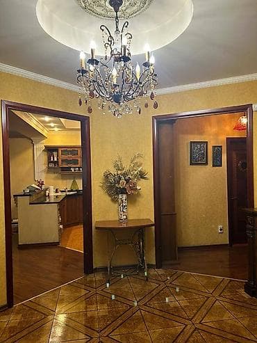 куплю элитные квартиры: 5 комнат, 152 м², Элитка, 2 этаж — 1
