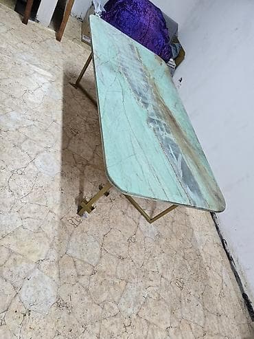 Стол для зала, Не раскладной, Прямоугольный at lalafo.kg Стол для зала, Не раскладной, Прямоугольный